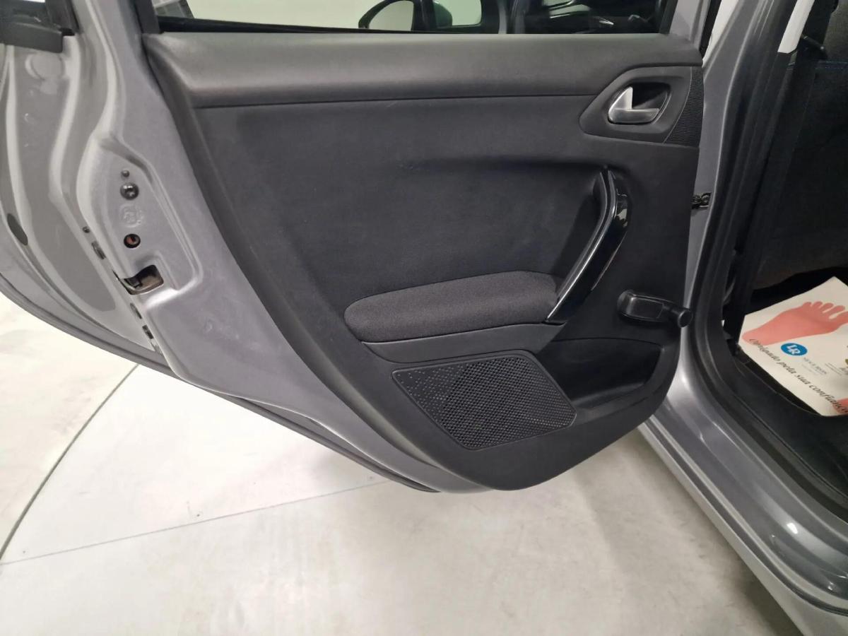peugeot-208-2019-diesel-1499cc