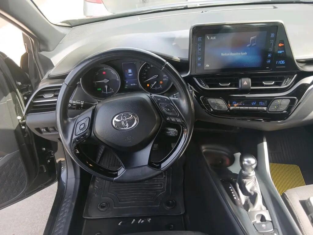 toyota-c-hr-2019-hibrido-a-gasolina-1798cc