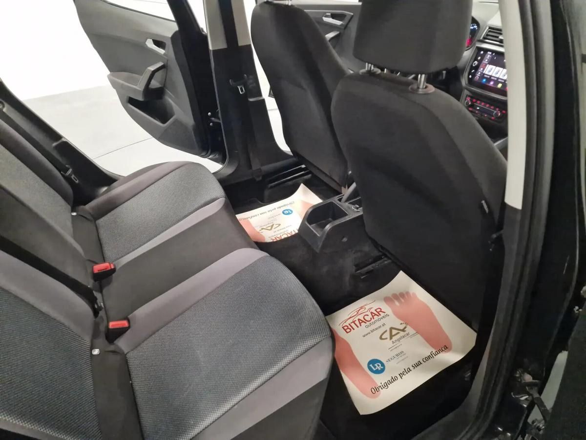 seat-arona-2021-gasolina-999cc