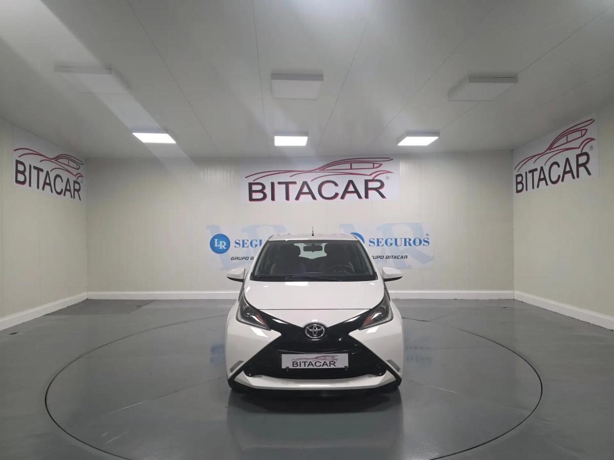 toyota-aygo-2015-gasolina-998cc