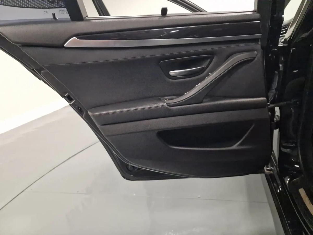 bmw-serie-5-520d-touring-2010-diesel-1995cc