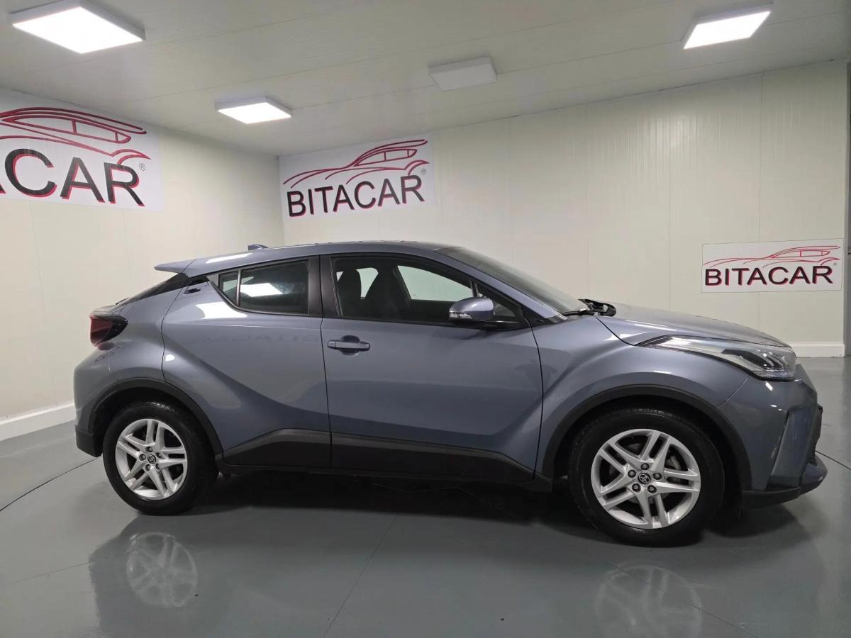toyota-c-hr-2022-hibrido-a-gasolina-1798cc