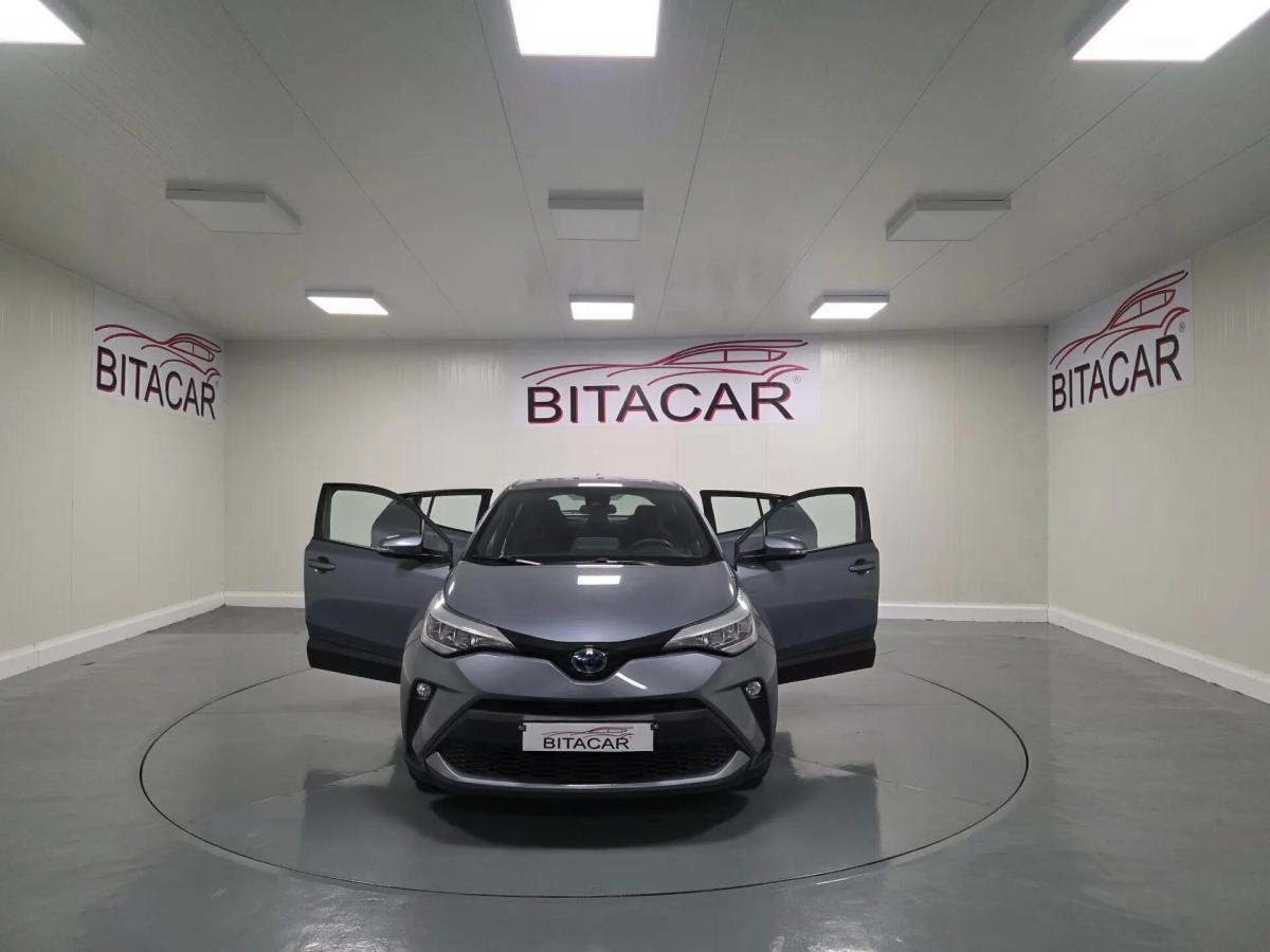 toyota-c-hr-2022-hibrido-a-gasolina-1798cc