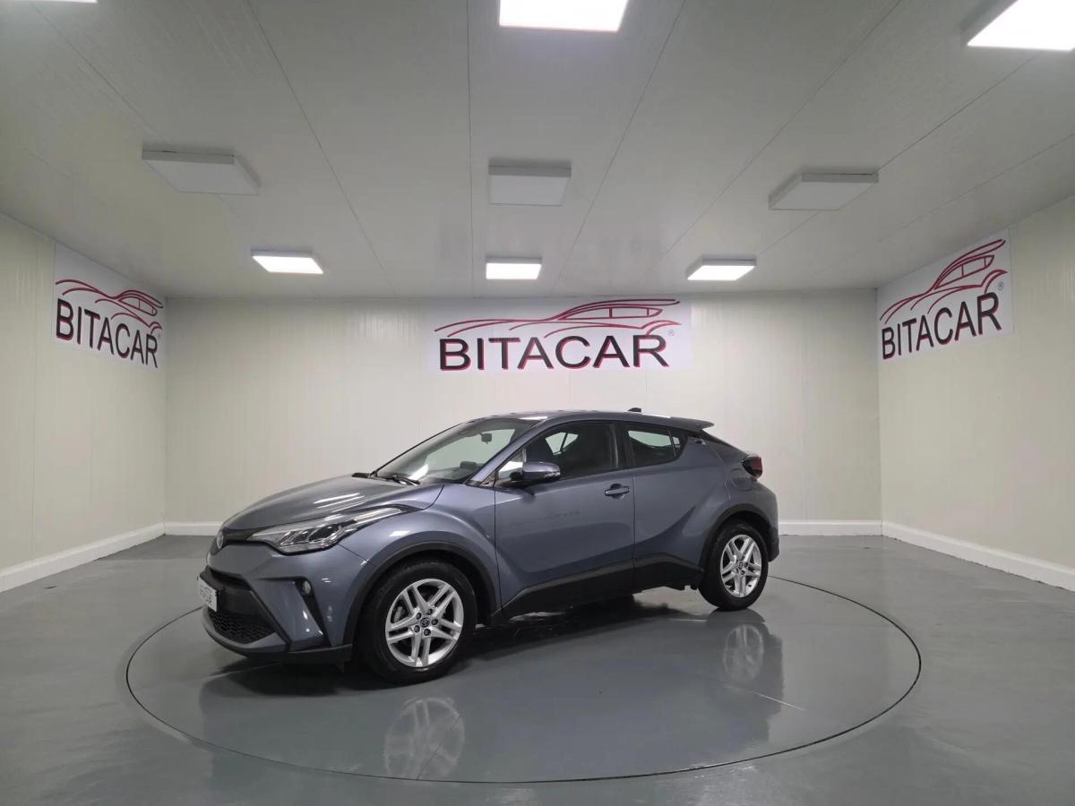 toyota-c-hr-2022-hibrido-a-gasolina-1798cc