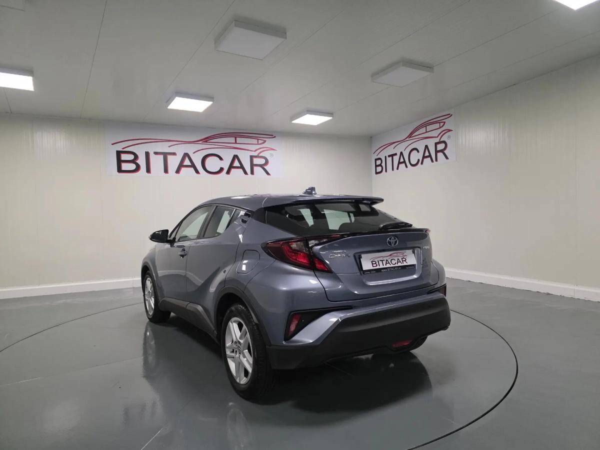 toyota-c-hr-2022-hibrido-a-gasolina-1798cc