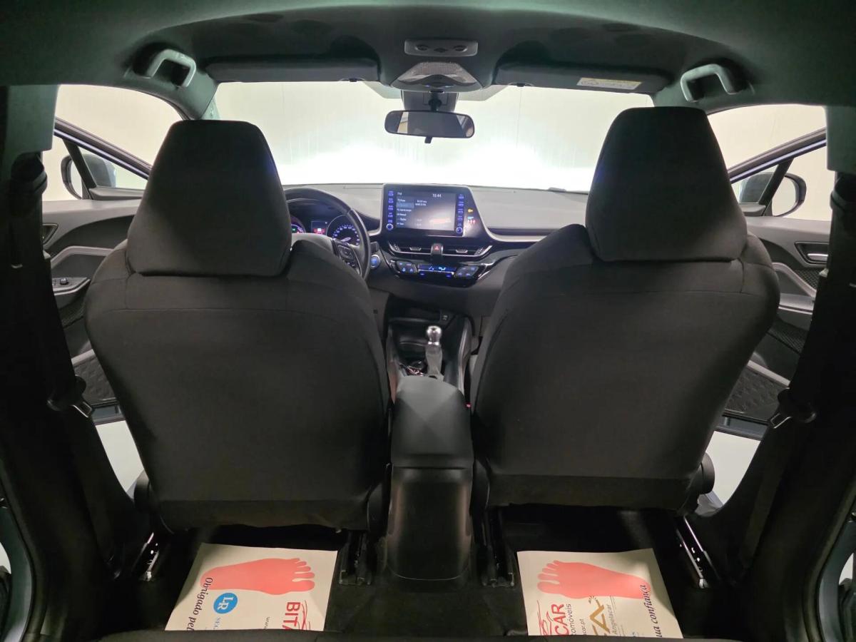 toyota-c-hr-2022-hibrido-a-gasolina-1798cc