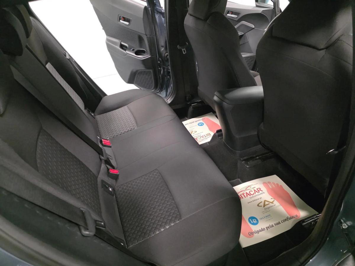 toyota-c-hr-2022-hibrido-a-gasolina-1798cc