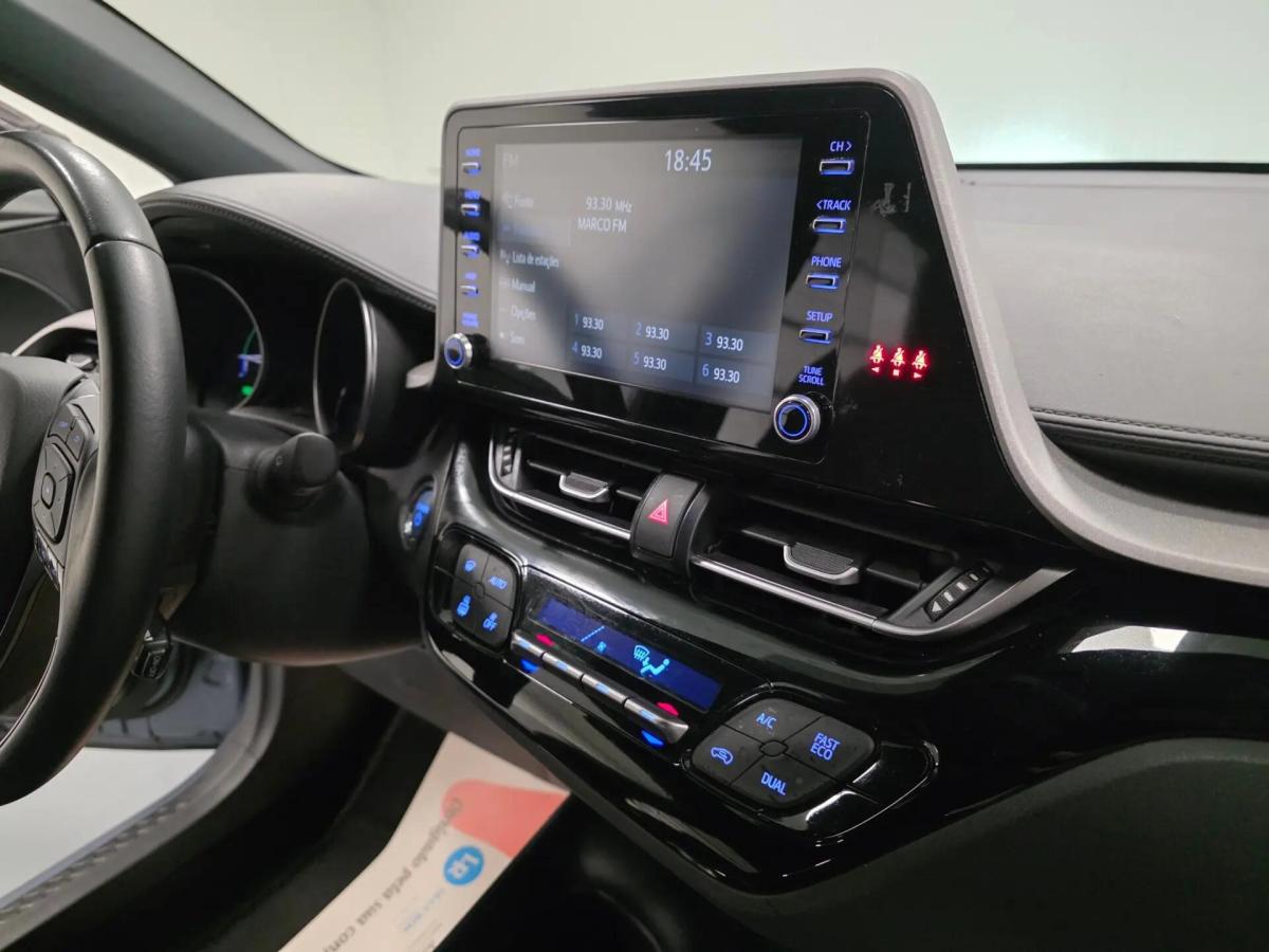 toyota-c-hr-2022-hibrido-a-gasolina-1798cc