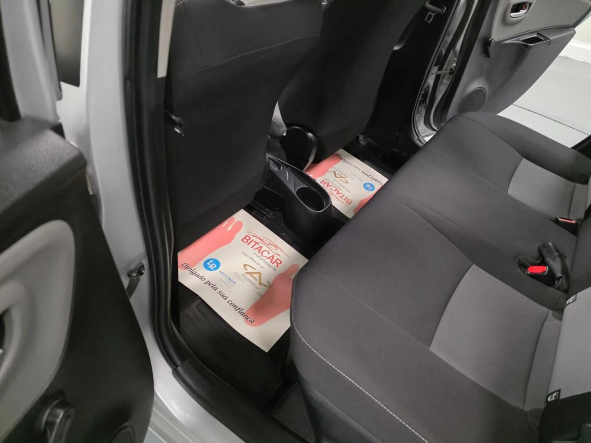toyota-yaris-2018-hibrido-a-gasolina-1497cc