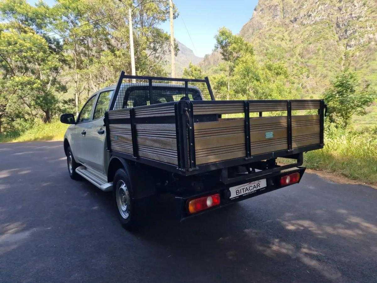 mitsubishi-l200-2019-diesel-2442cc
