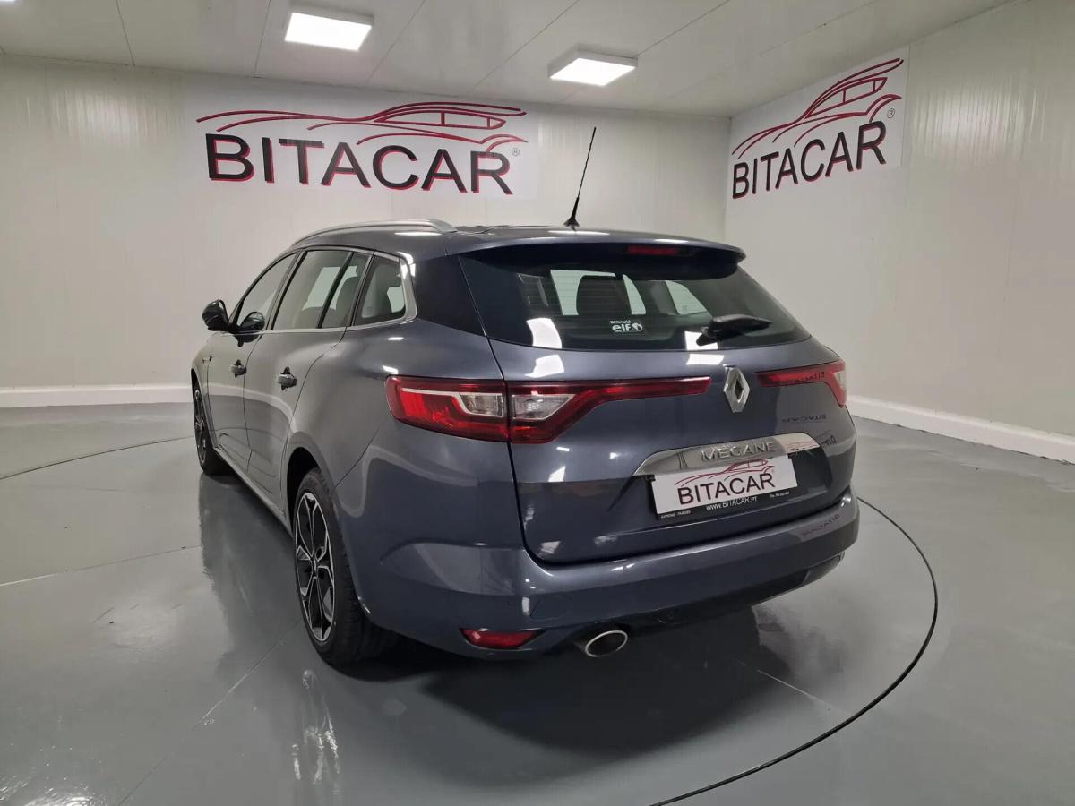 renault-megane-sport-tourer-2016-diesel-1461cc