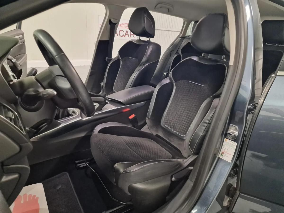 renault-megane-sport-tourer-2016-diesel-1461cc