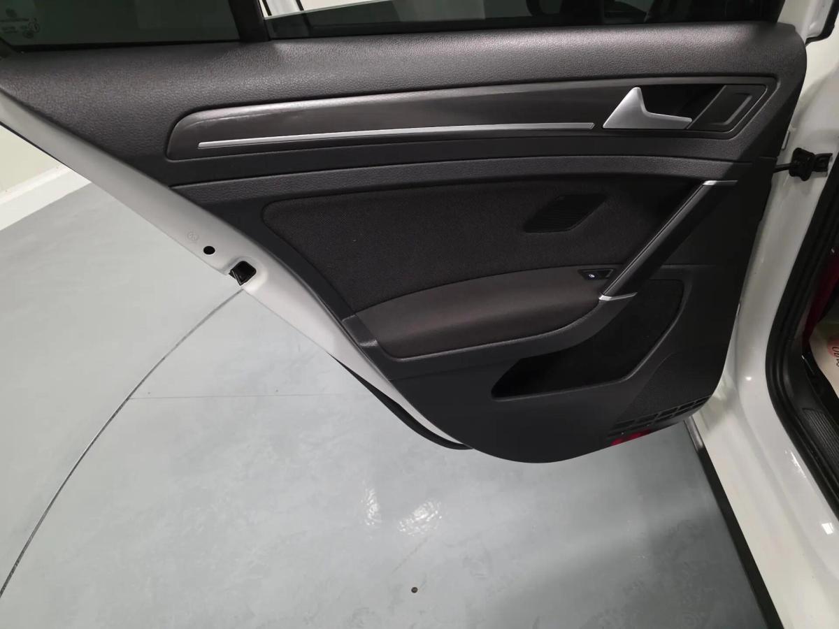 volkswagen-golf-2018-gasolina-1984cc