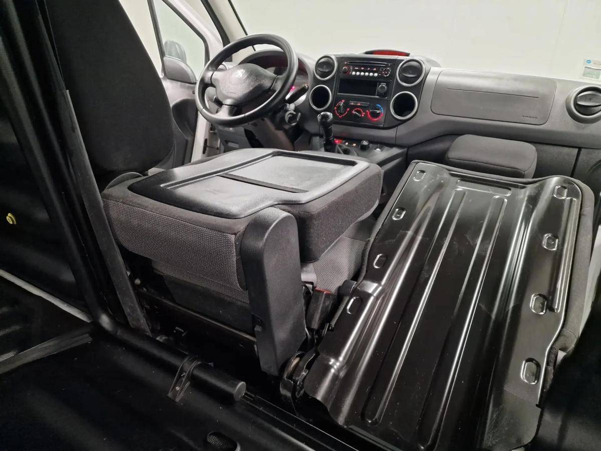 peugeot-partner-2017-diesel-1560cc