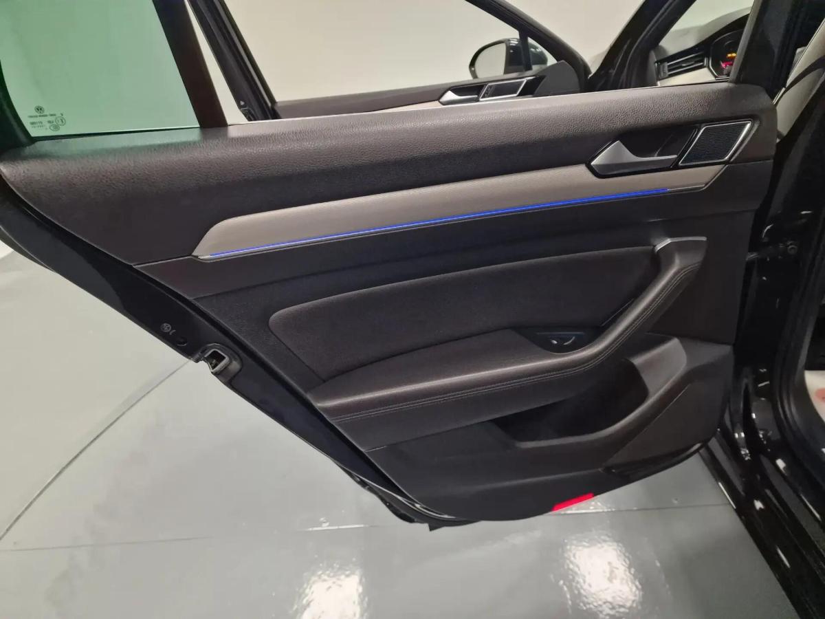 volkswagen-passat-variant-2017-hibrido-a-gasolina-1395cc