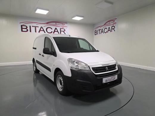 peugeot-partner-2018-diesel-1560cc