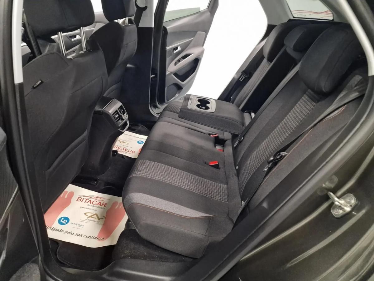 peugeot-3008-2018-diesel-1499cc