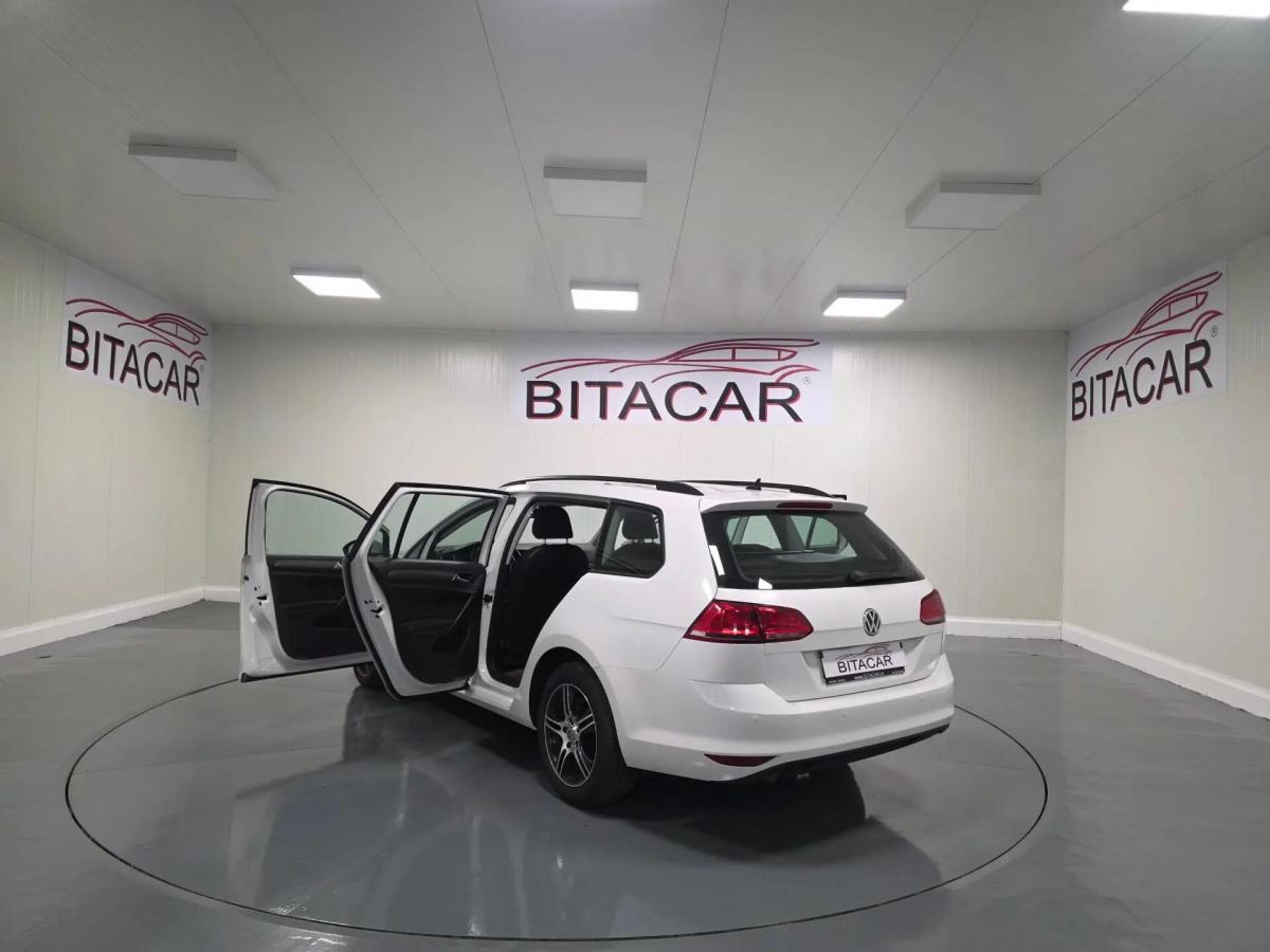 volkswagen-golf-variant-2013-diesel-1598cc
