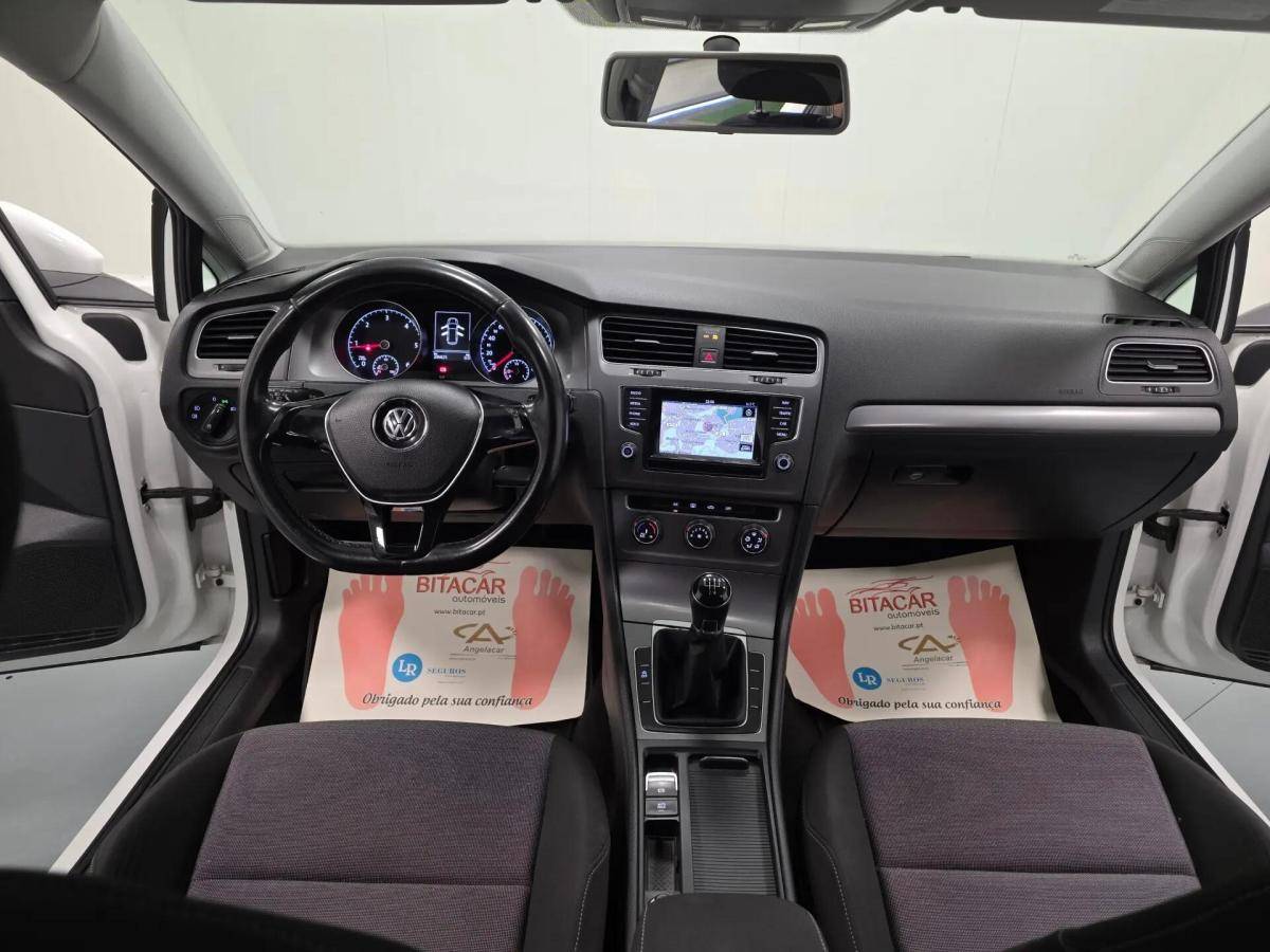 volkswagen-golf-variant-2013-diesel-1598cc