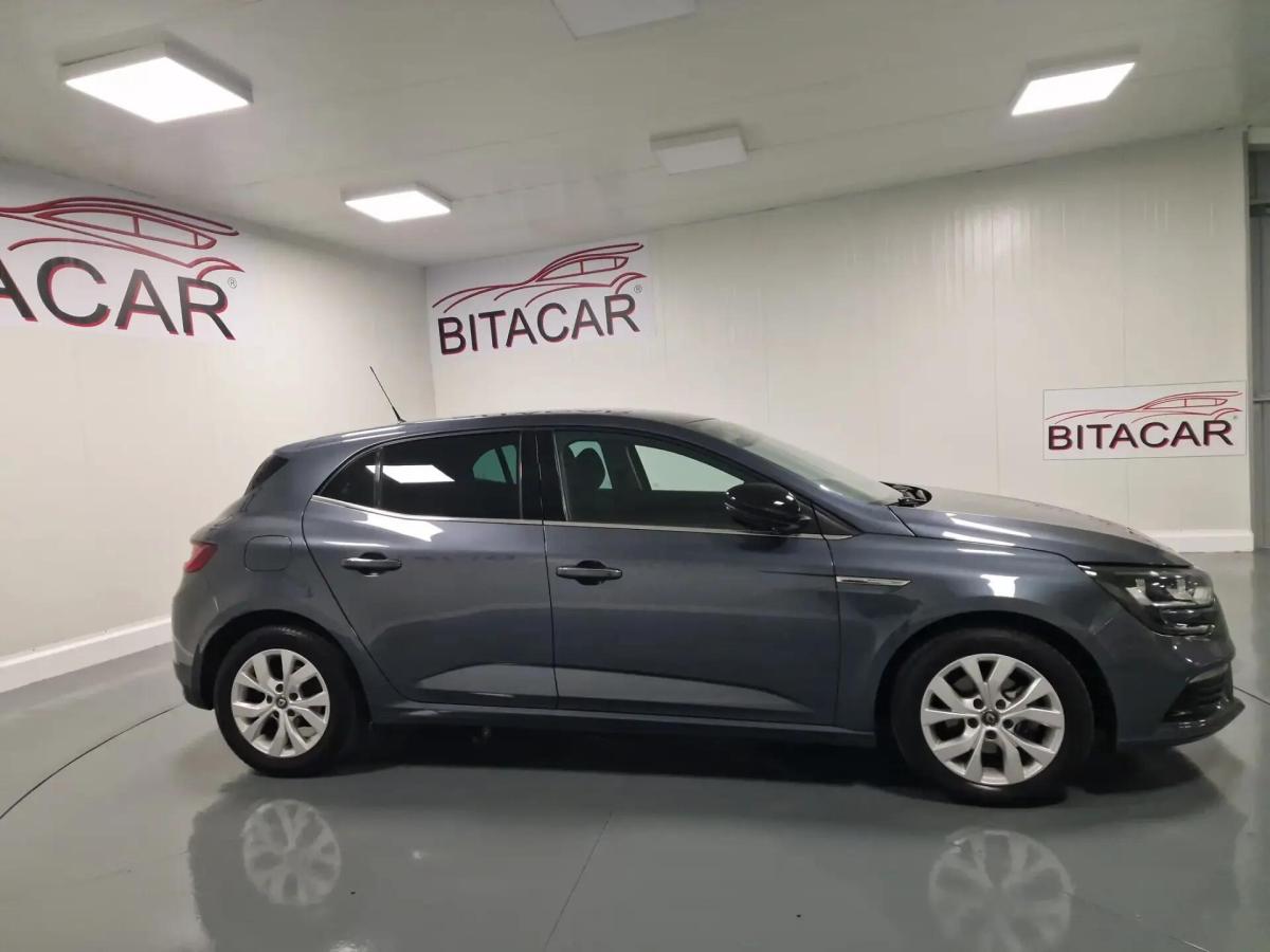 renault-megane-2019-diesel-1461cc