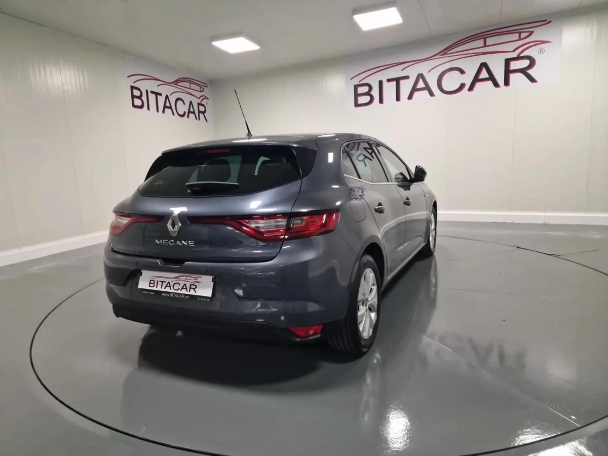 renault-megane-2019-diesel-1461cc