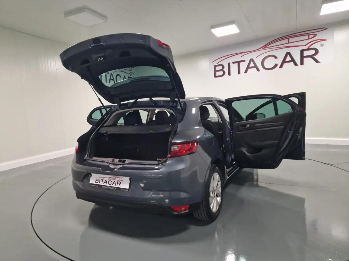 renault-megane-2019-diesel-1461cc