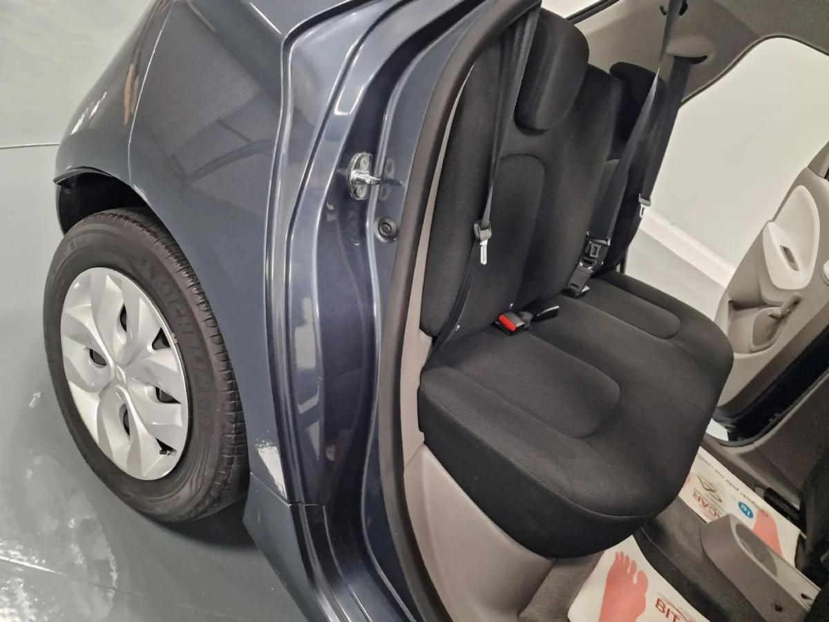 renault-zoe-2019-eletrico-0cc