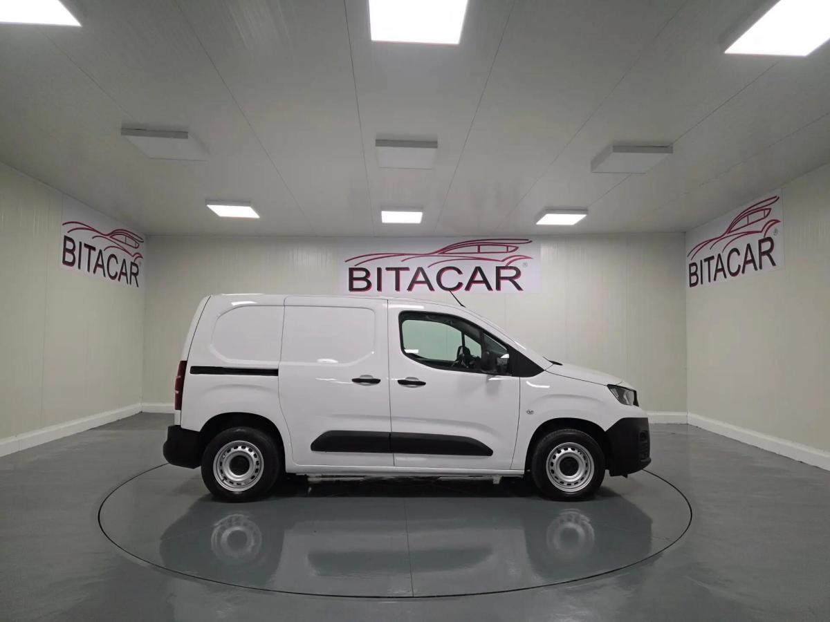 peugeot-partner-2019-diesel-1560cc