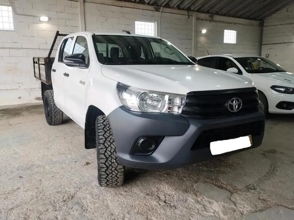 toyota-hilux-2018-diesel-2393cc