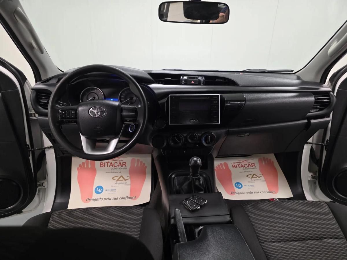 toyota-hilux-2018-diesel-2393cc