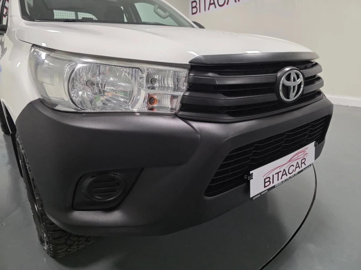 toyota-hilux-2018-diesel-2393cc