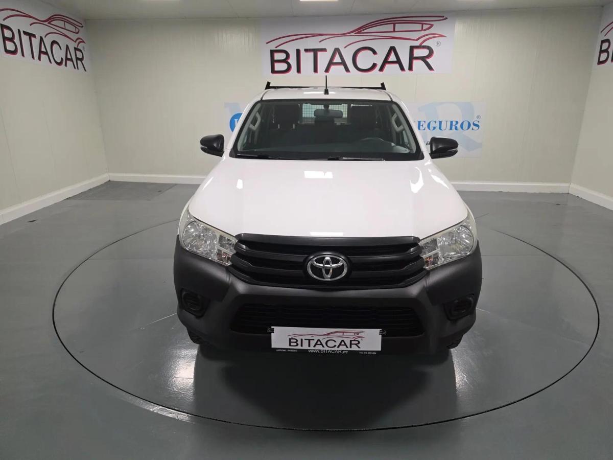 toyota-hilux-2018-diesel-2393cc
