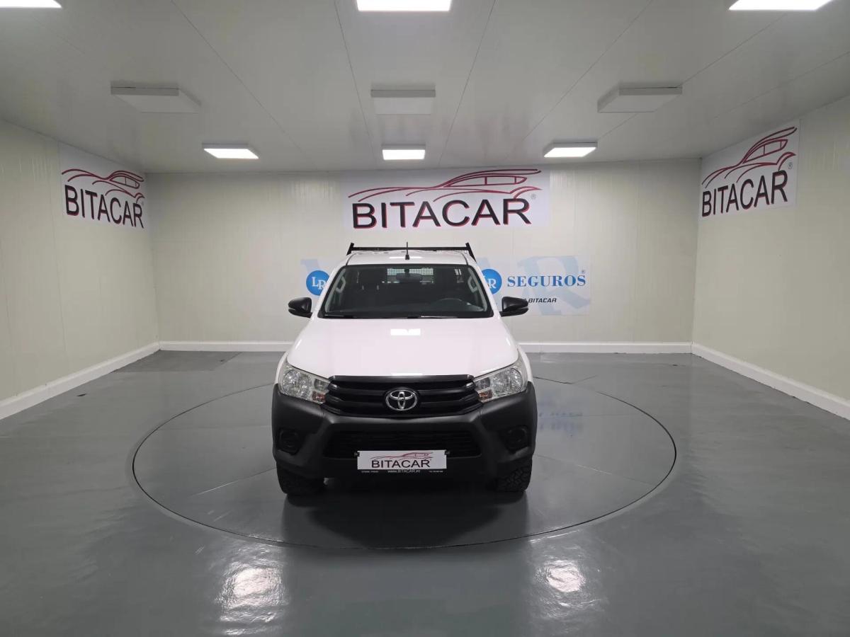 toyota-hilux-2018-diesel-2393cc