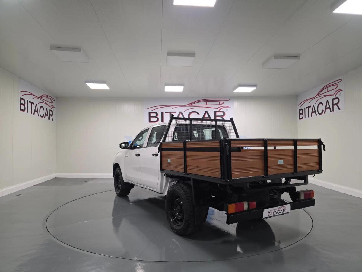 toyota-hilux-2018-diesel-2393cc