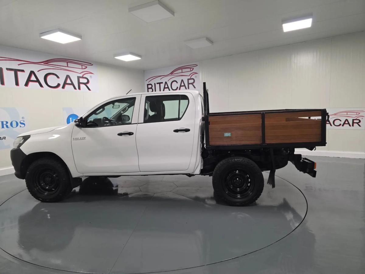 toyota-hilux-2018-diesel-2393cc