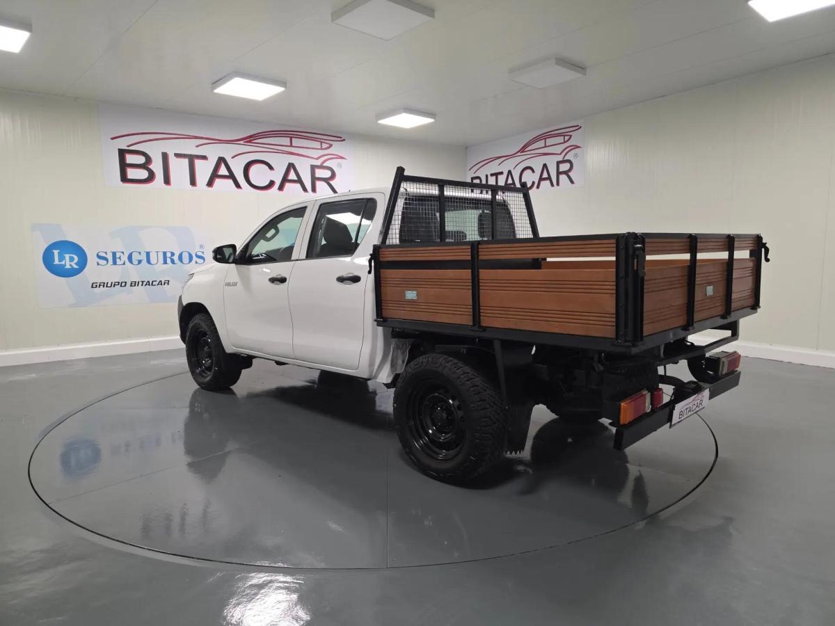 toyota-hilux-2018-diesel-2393cc