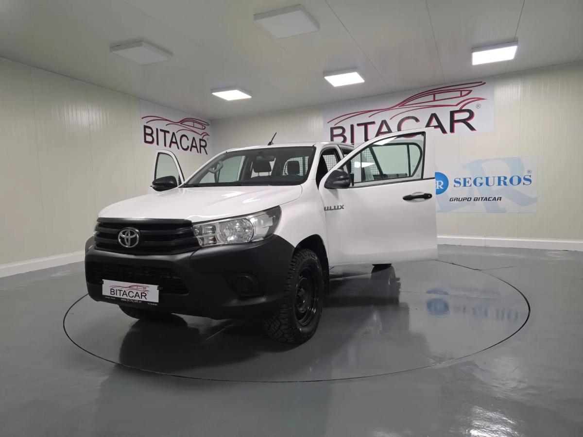 toyota-hilux-2018-diesel-2393cc