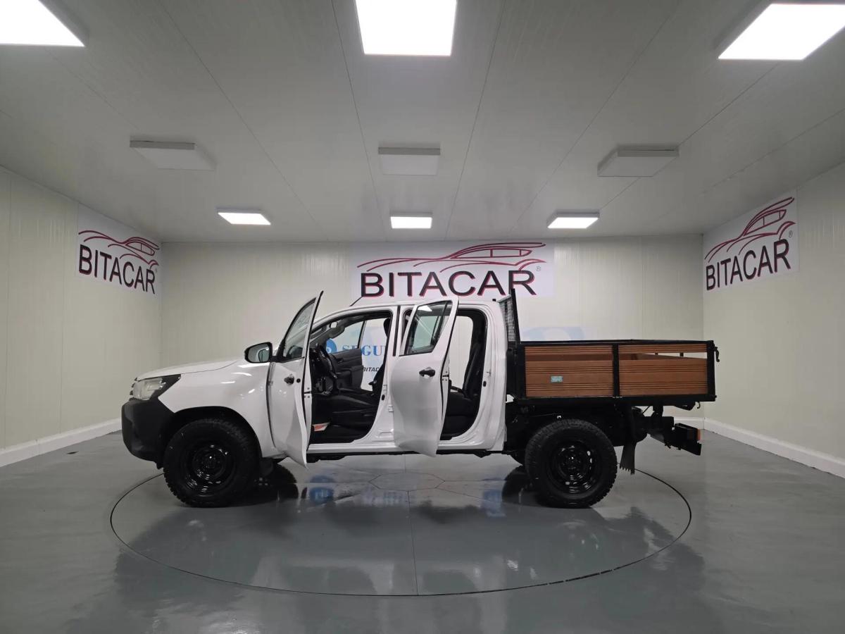 toyota-hilux-2018-diesel-2393cc