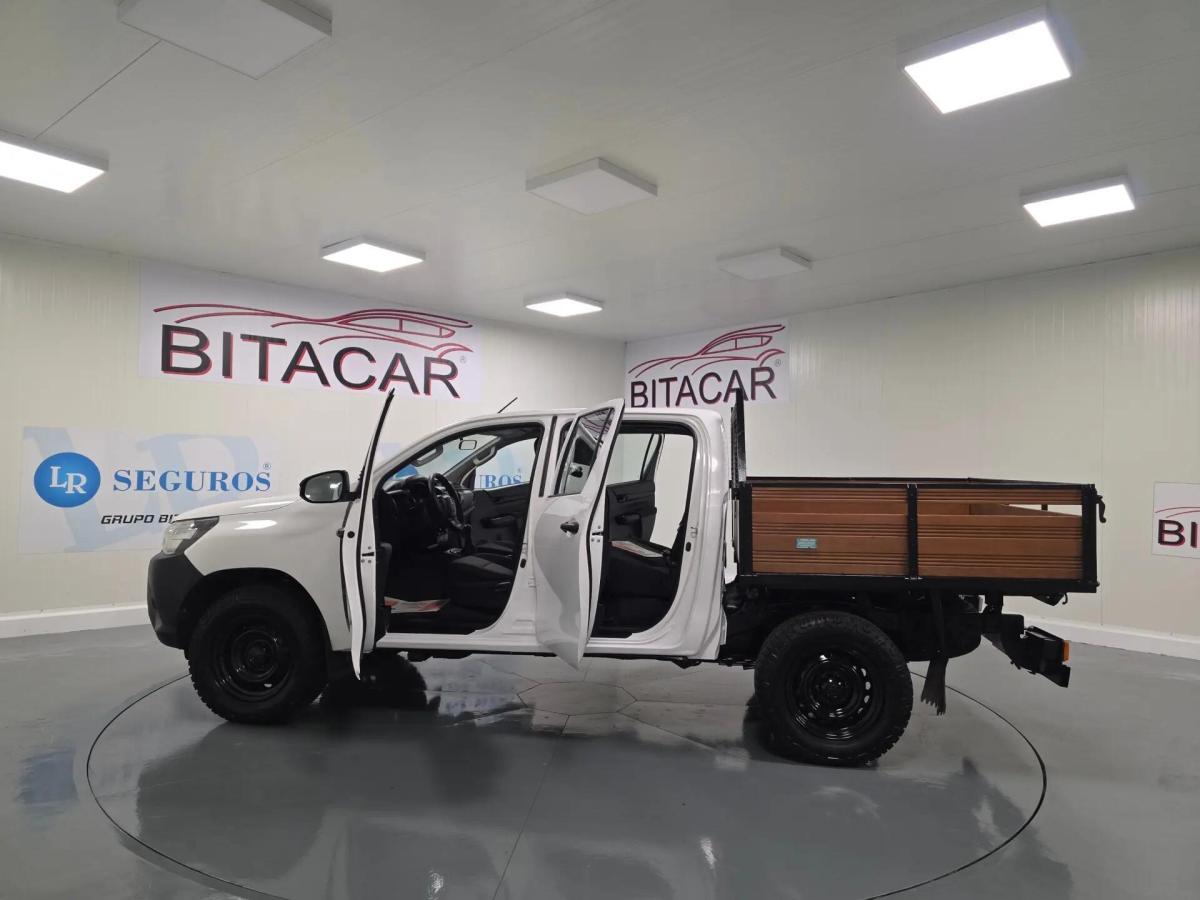 toyota-hilux-2018-diesel-2393cc