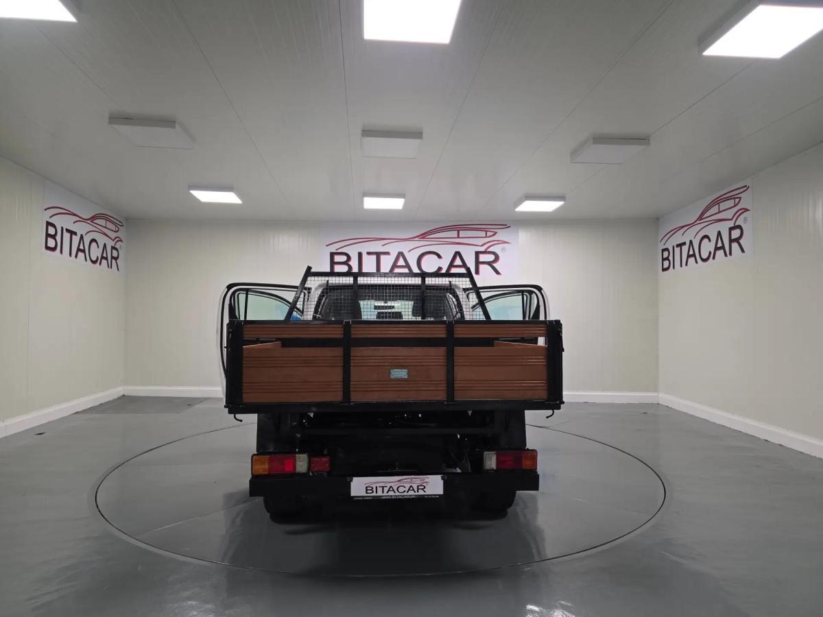 toyota-hilux-2018-diesel-2393cc