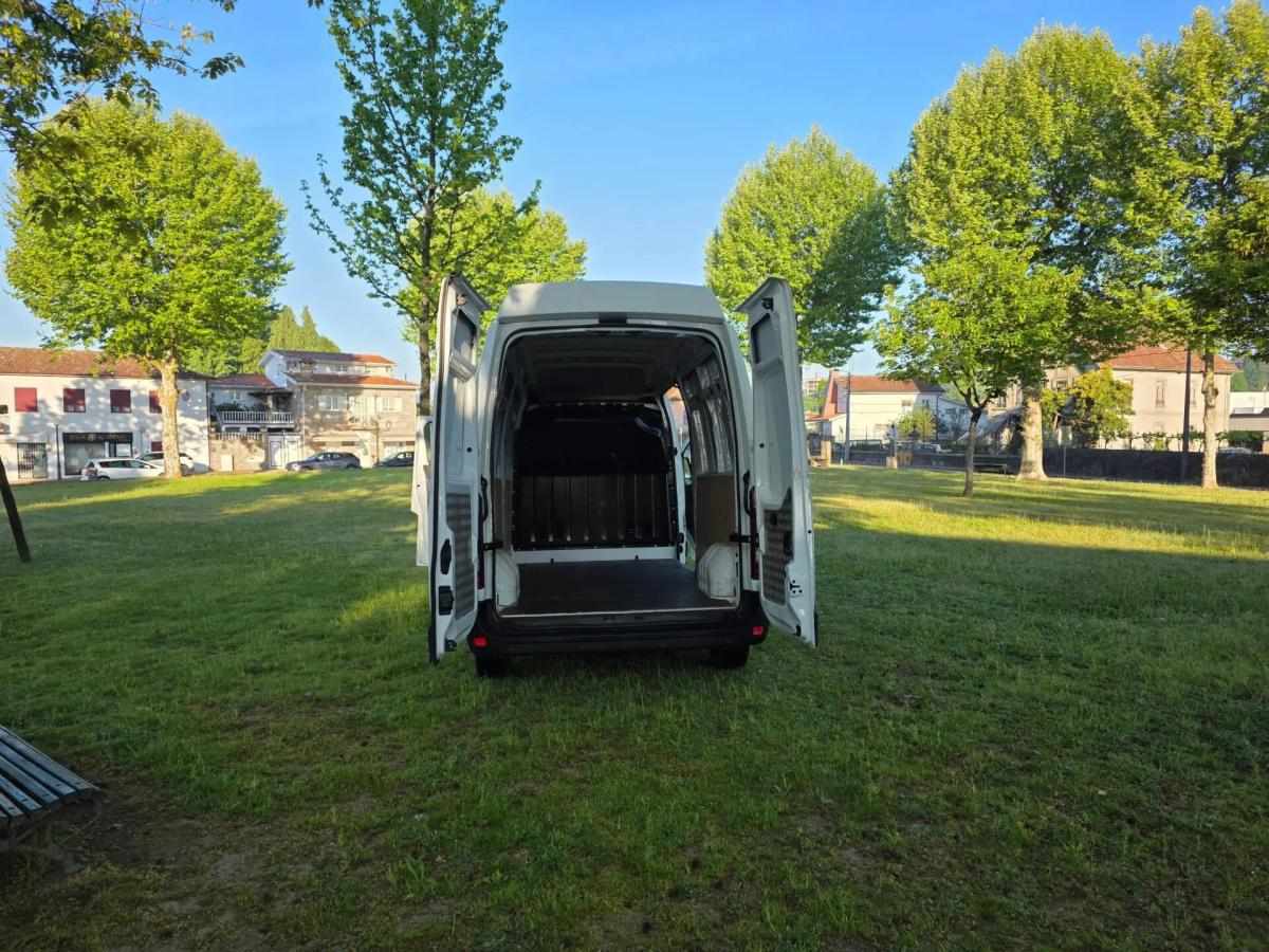 renault-master-2024-diesel-2299cc