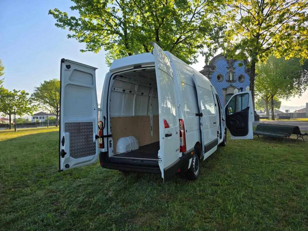 renault-master-2024-diesel-2299cc