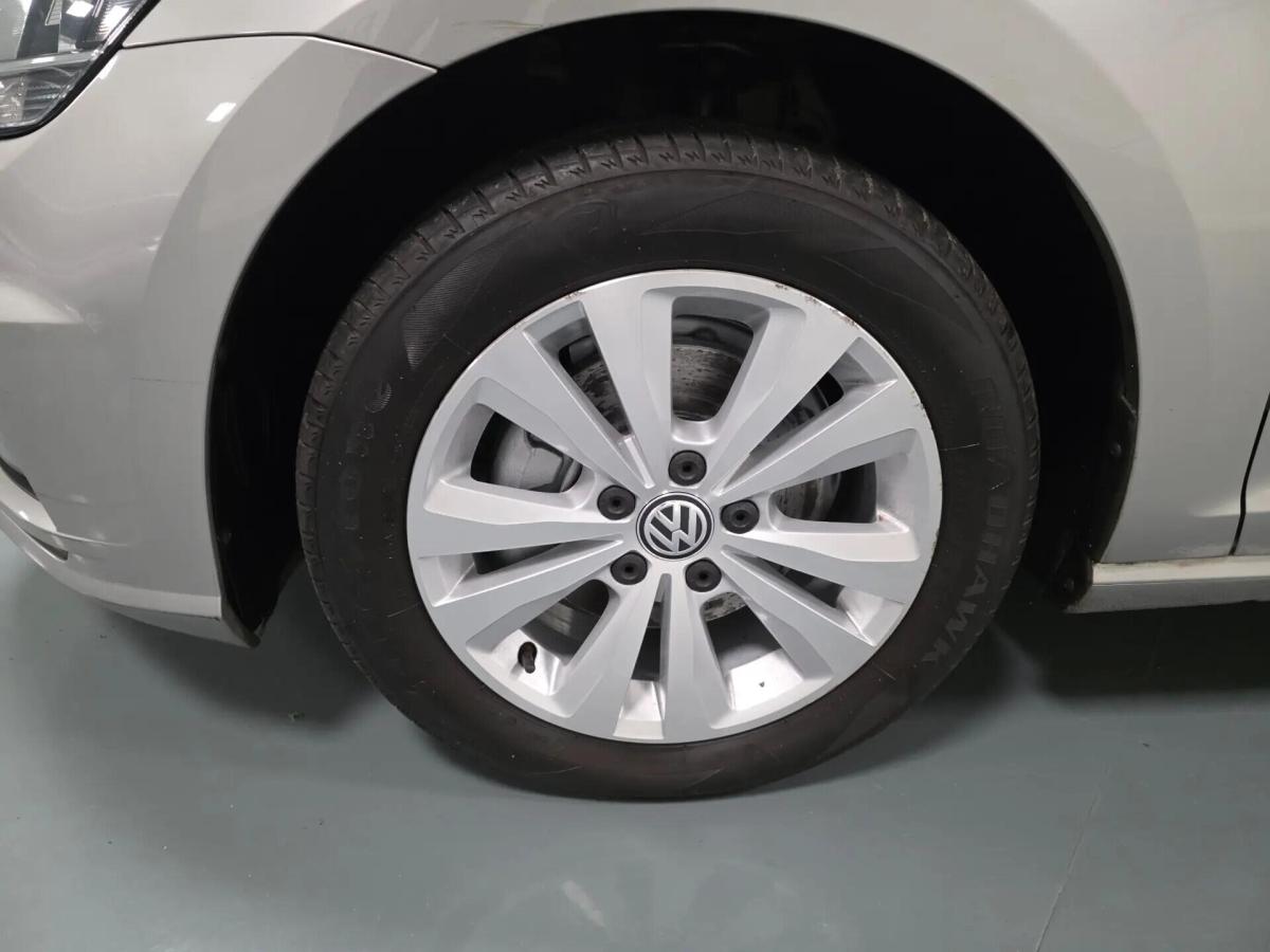 volkswagen-golf-2018-diesel-1600cc