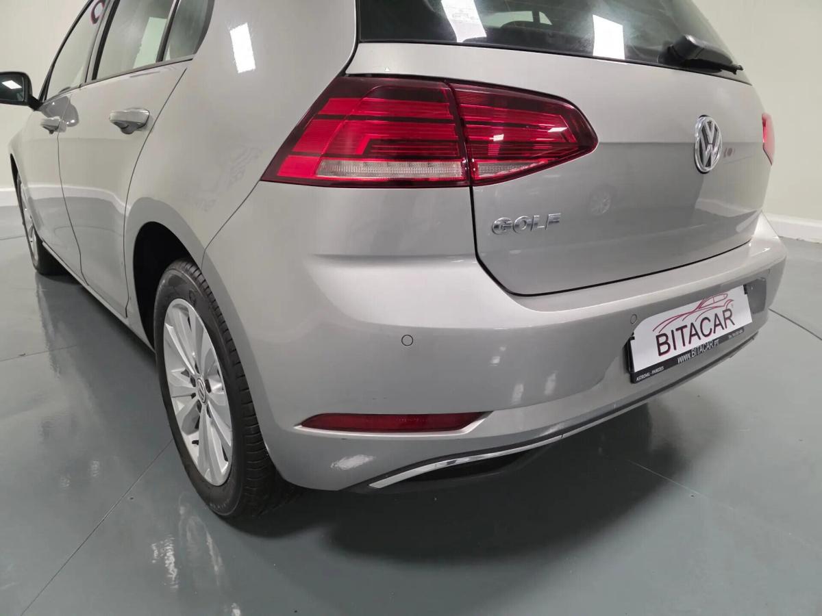 volkswagen-golf-2018-diesel-1600cc