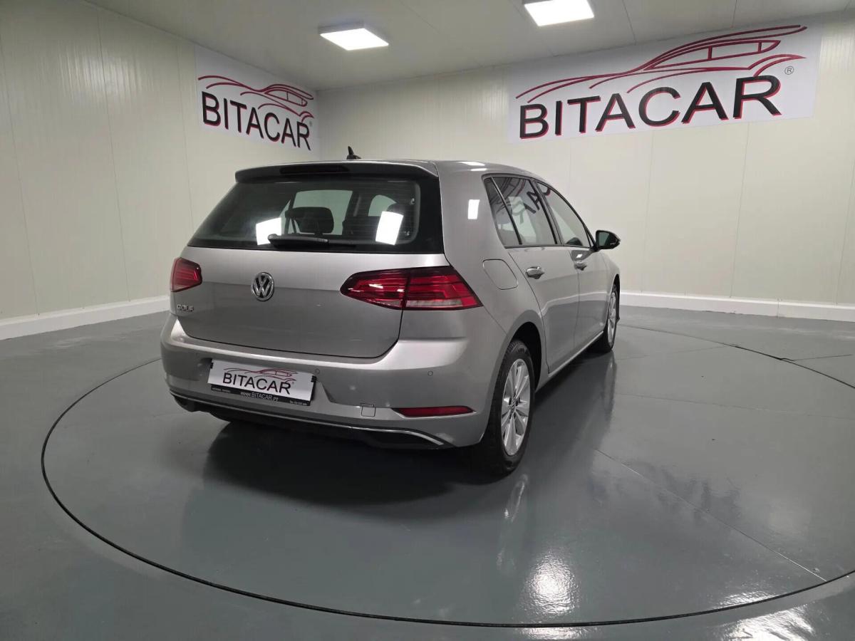 volkswagen-golf-2018-diesel-1600cc