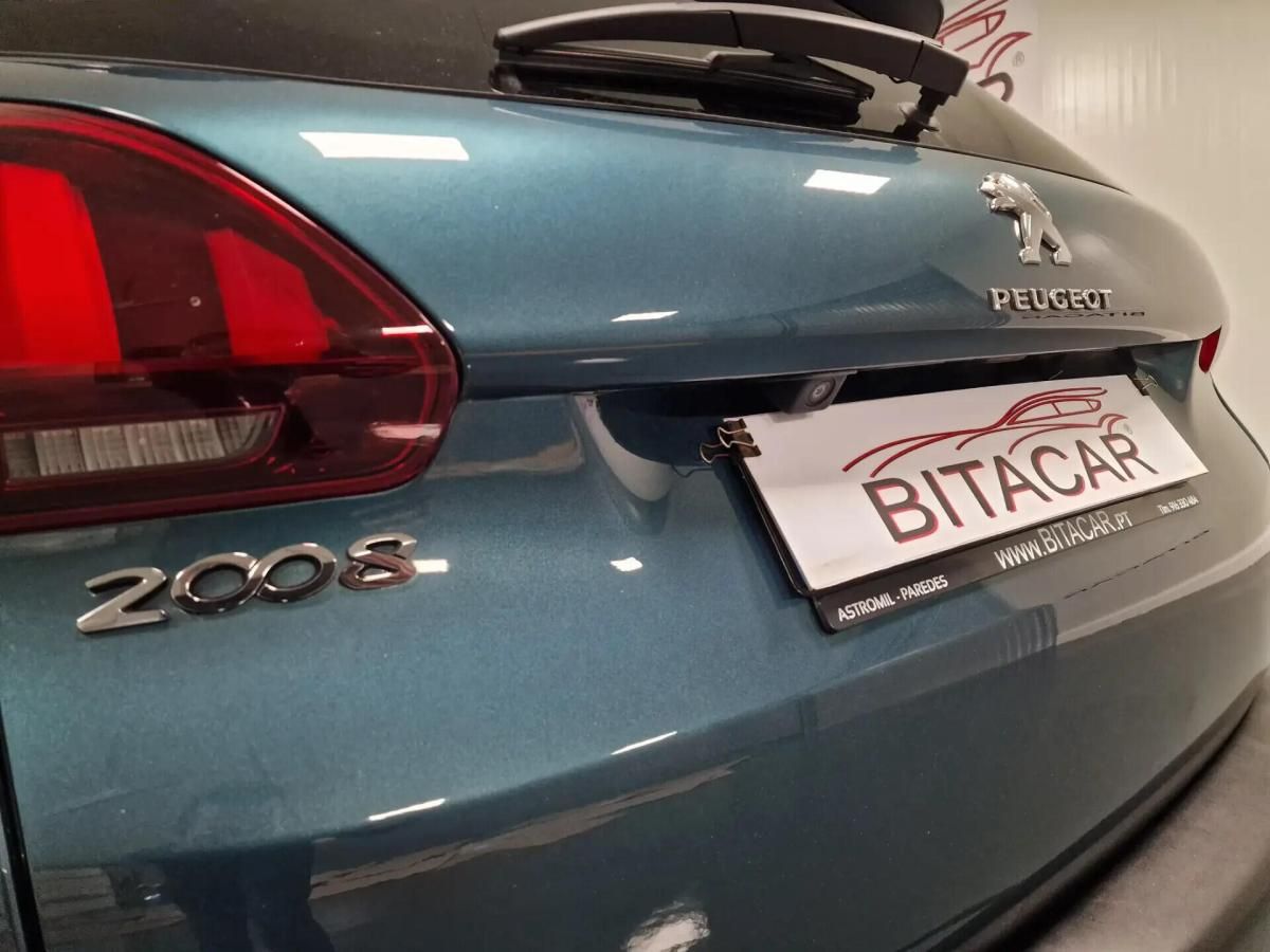 peugeot-2008-2018-gasolina-1199cc