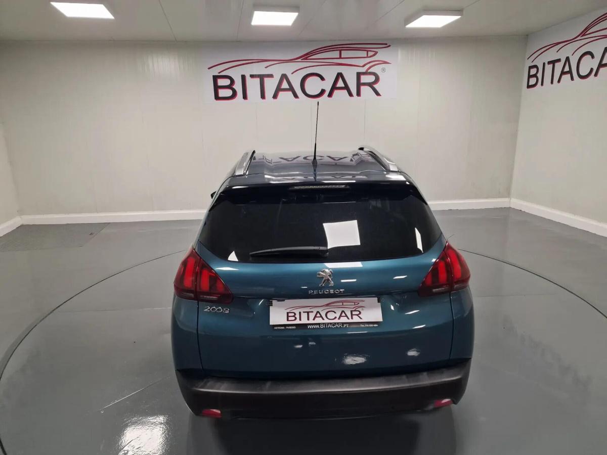 peugeot-2008-2018-gasolina-1199cc