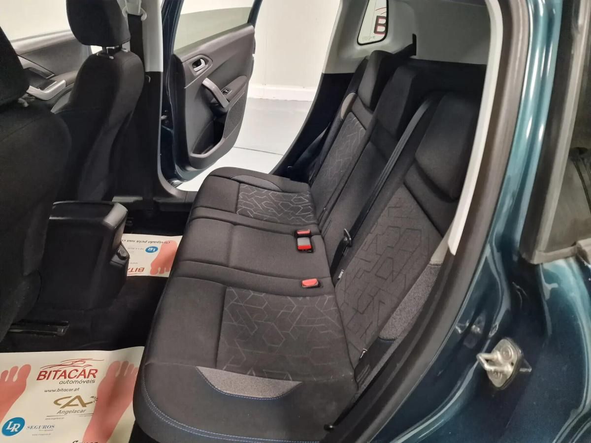 peugeot-2008-2018-gasolina-1199cc