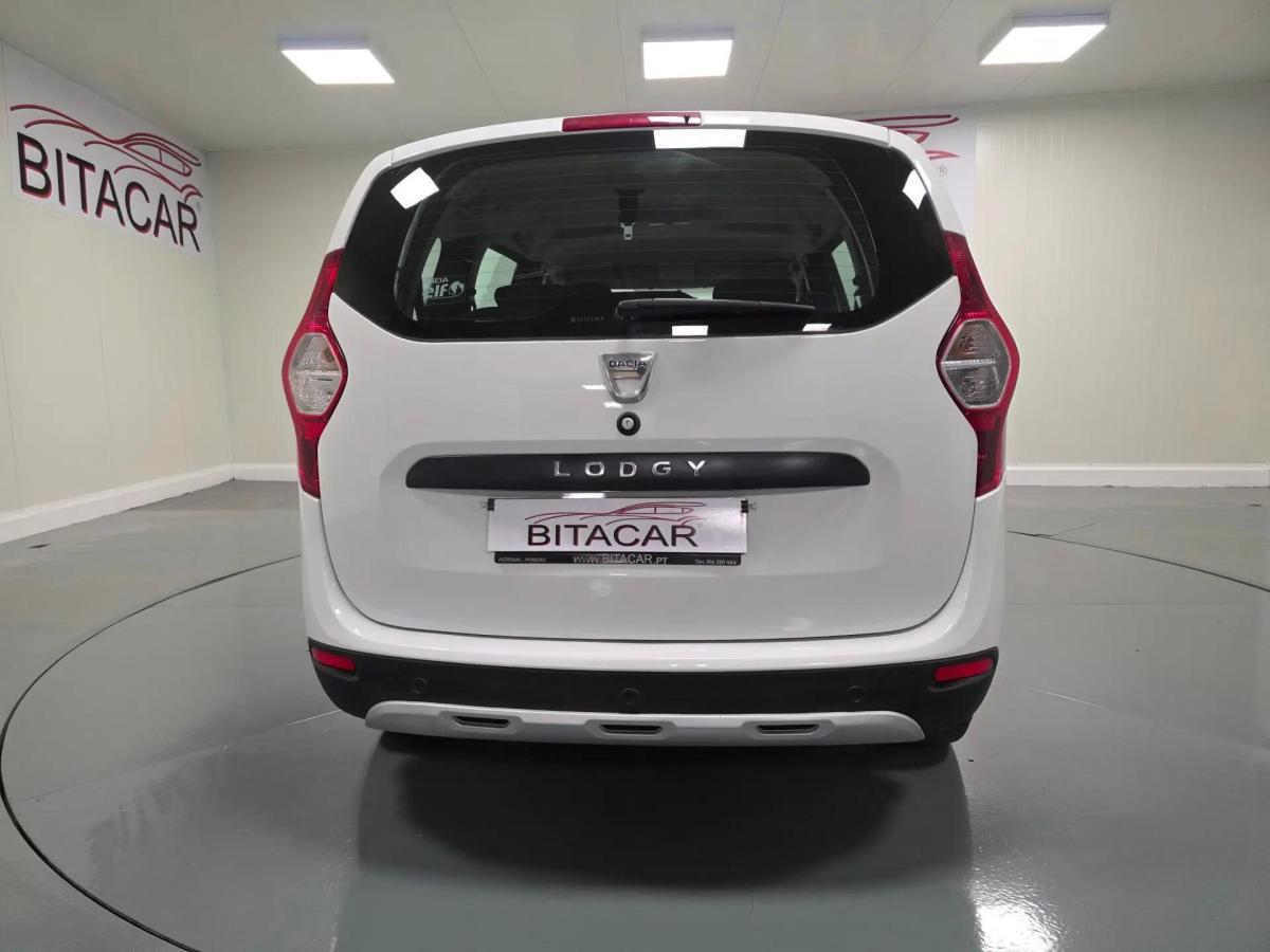 dacia-lodgy-2015-gasolina-1197cc