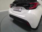 toyota-yaris-2022-hibrido-a-gasolina-1490cc